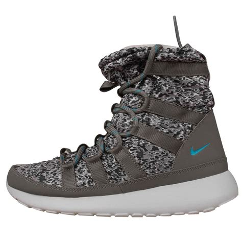 snowboots nike|Nike snow boots women's.